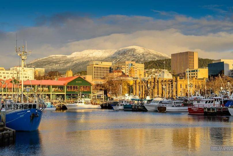 55 Davey Townhouse 2, Salamanca On Your Doorstep * Hobart