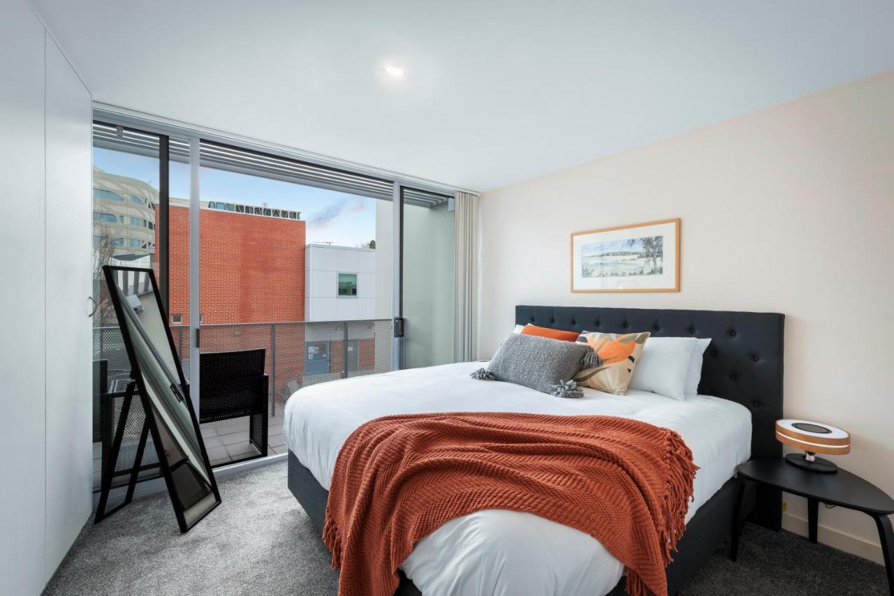 Apartamento King Bed Living In Heart Of The Cbd, With Parking