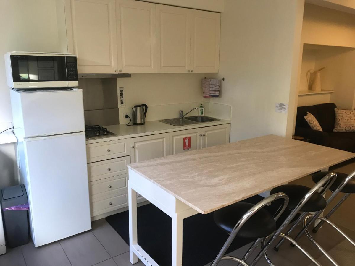 Belton - The Studio Apartment