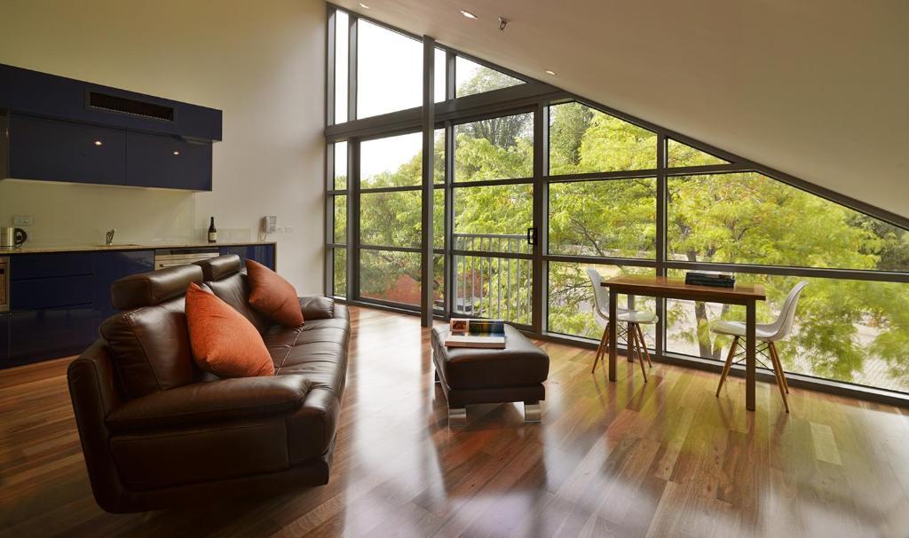Salamanca Wharf 5*