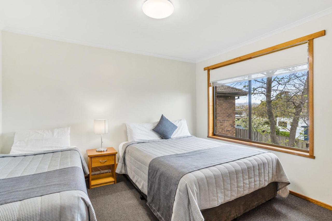 Aparthotel Riverfront & Hobart