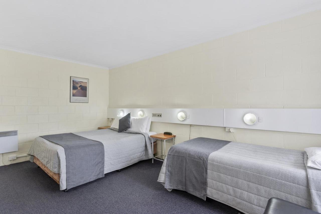 Martin Cash Motel Hobart