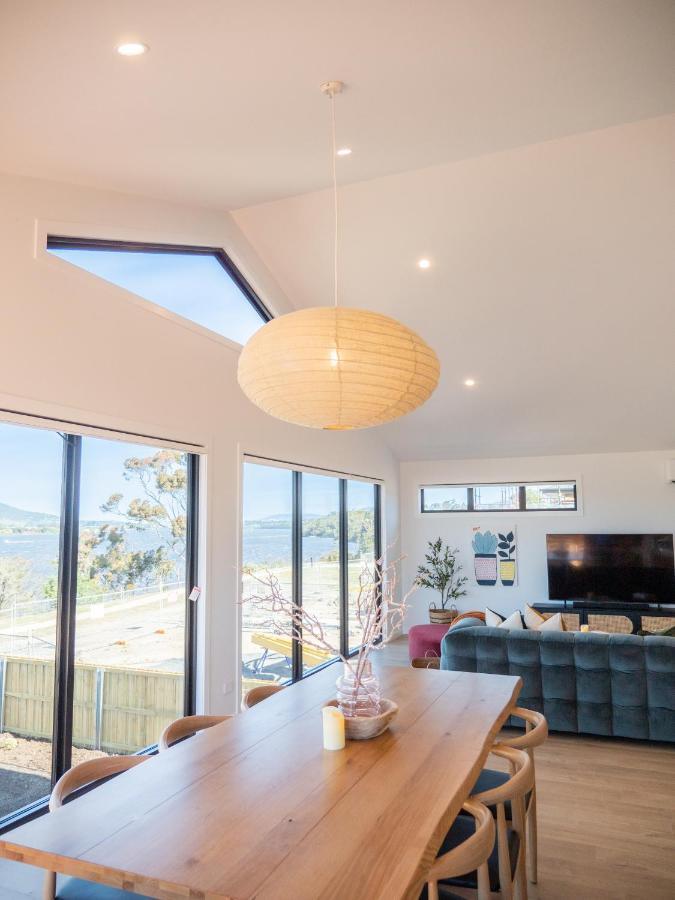 Villa Luxurious Waterfront In The North Of Hobart