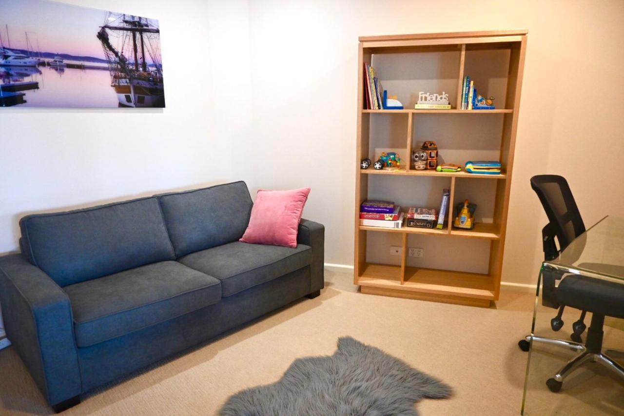 Apartment Sub Penthouse Luxe Suit, Cbd, Secure Parking,