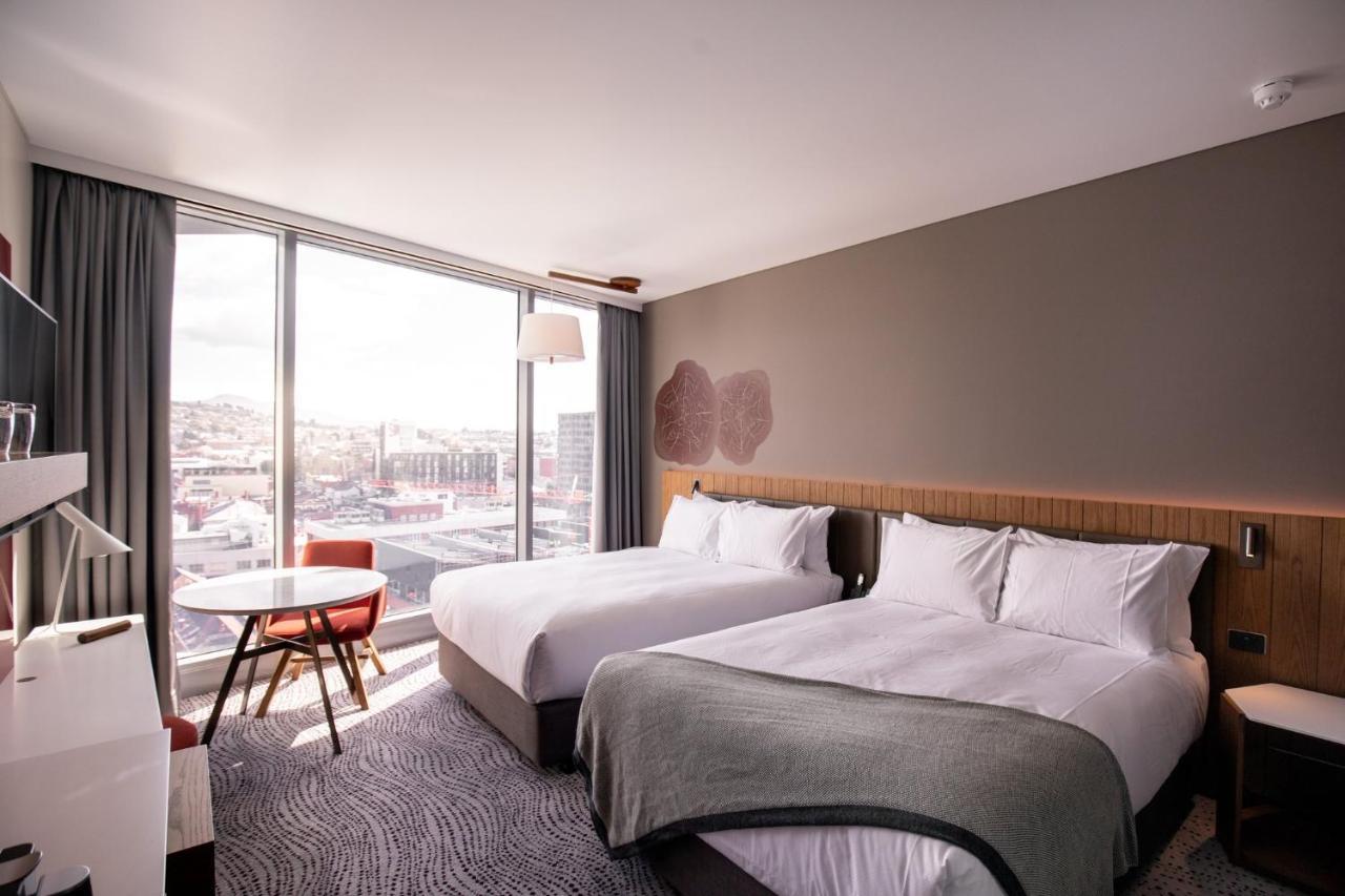 Crowne Plaza By Ihg Hotel