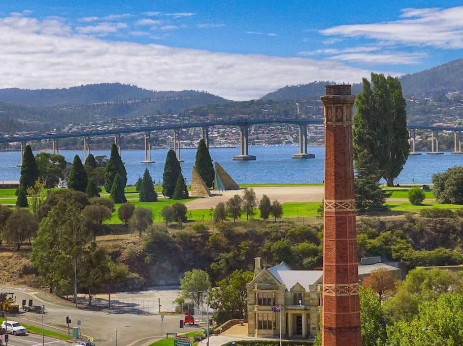 Apartment Cbd Premium Apartment, 3 Mins To Waterfront