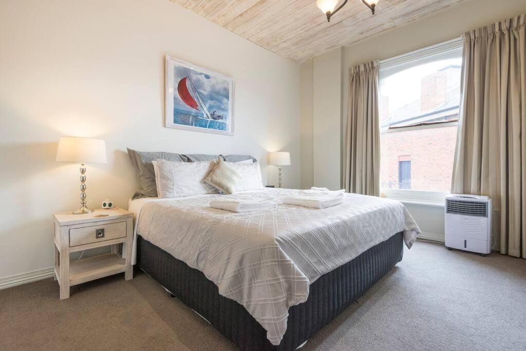 Apartment Cbd Premium Apartment, 3 Mins To Waterfront