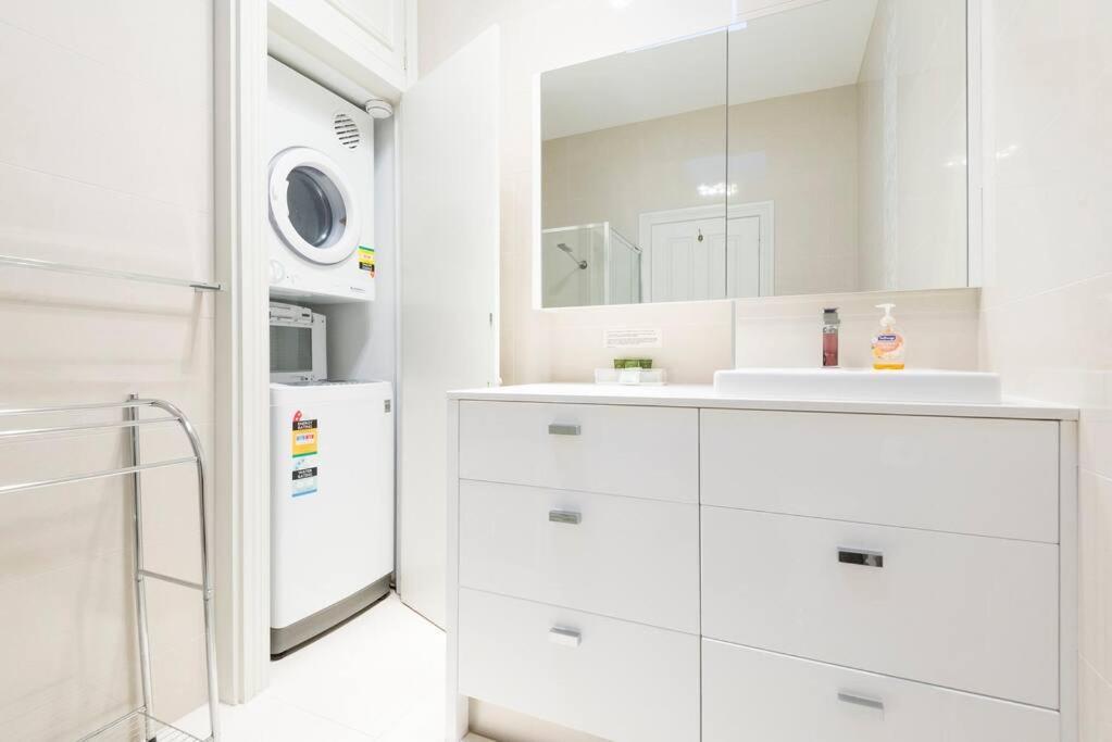 Apartment Cbd Premium Apartment, 3 Mins To Waterfront