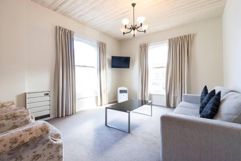 Cbd Premium Apartment, 3 Mins To Waterfront *