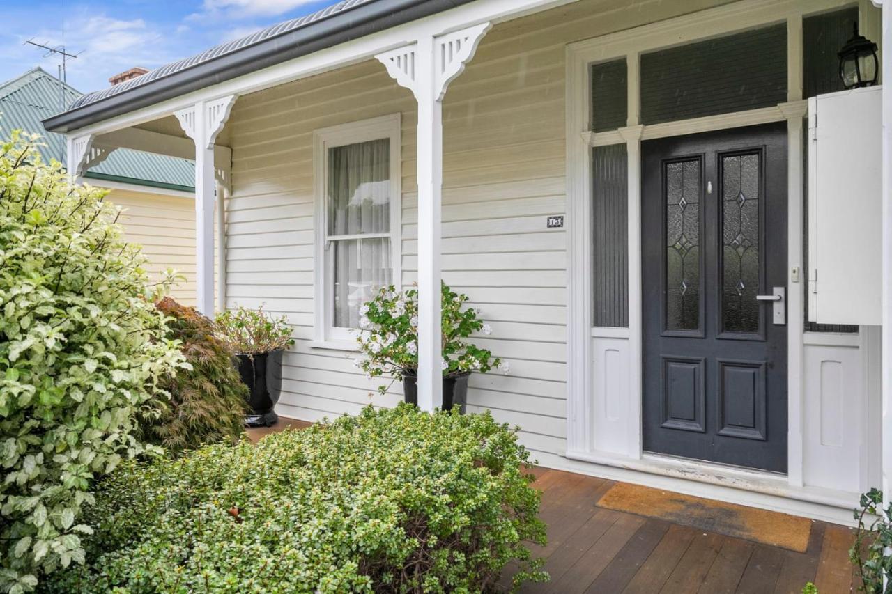 Stunning Newly Renovated In Perfect Location *