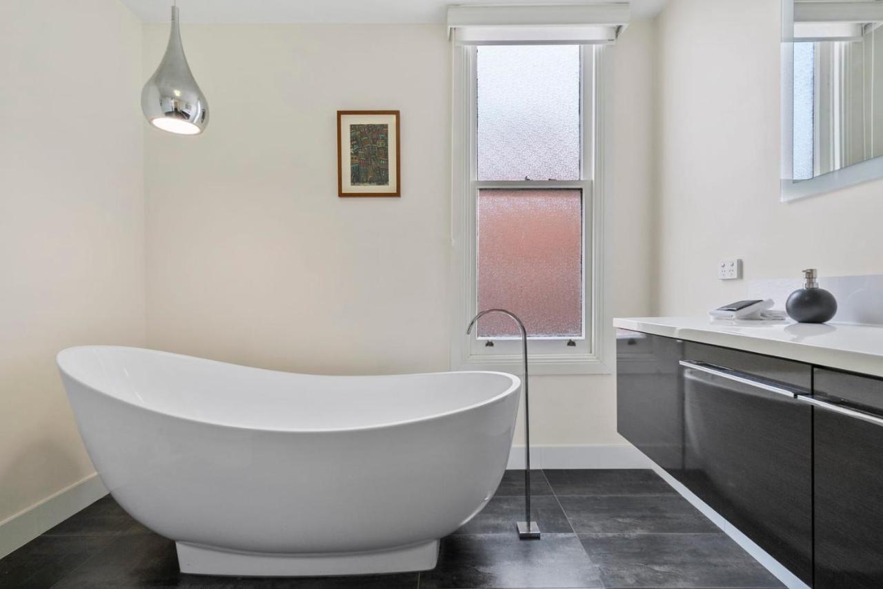 Holiday home Stunning Newly Renovated In Perfect Location