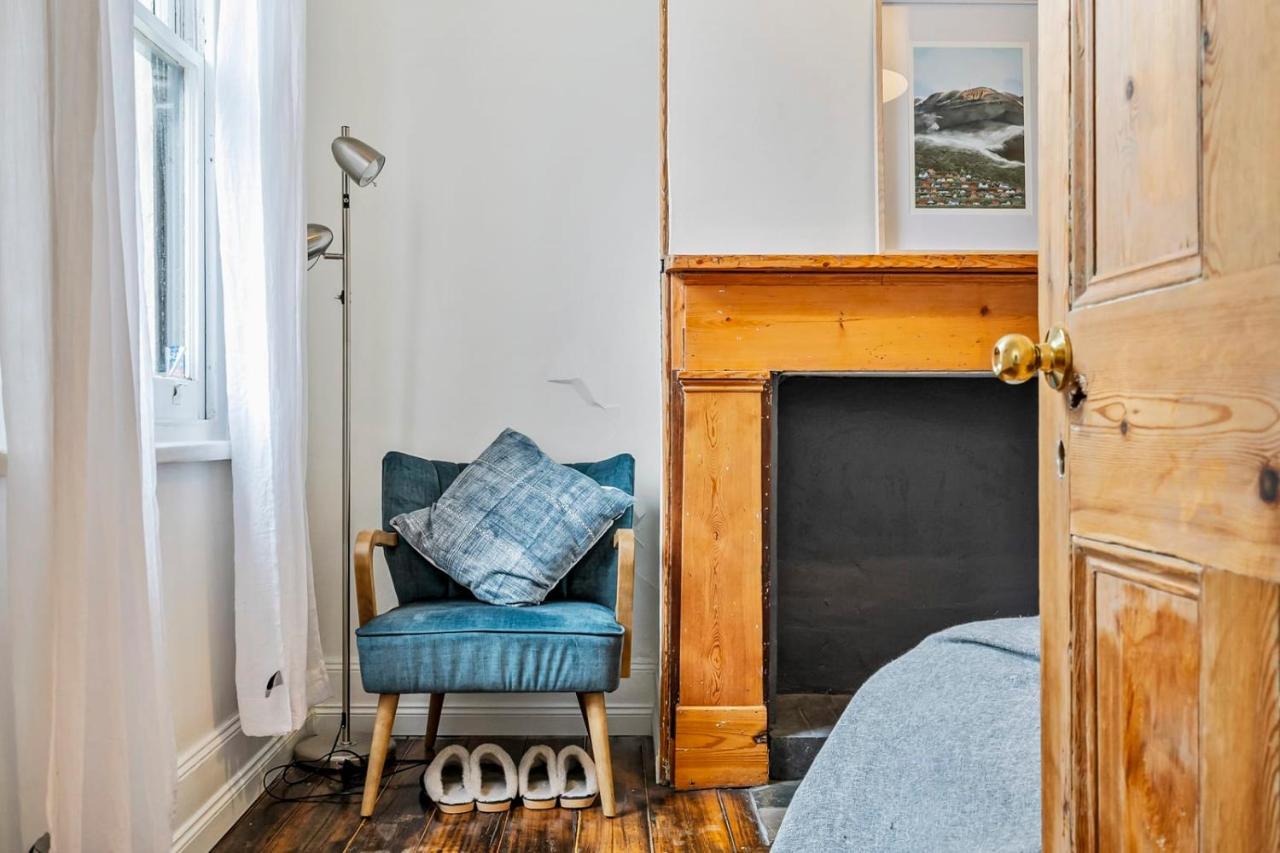Holiday home Explore South Village From An 1855