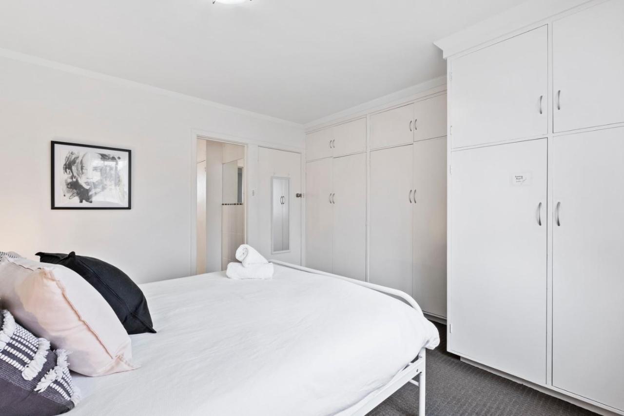 Apartment Scandi-chic Riverside Hideaway Near Attractions Hobart