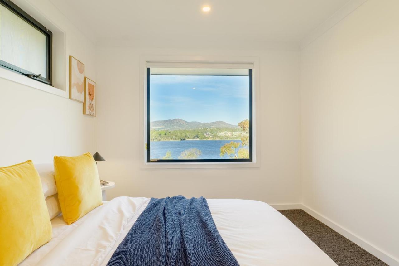 Luxury Waterfront Retreat 4br Award-winning Holiday home Hobart