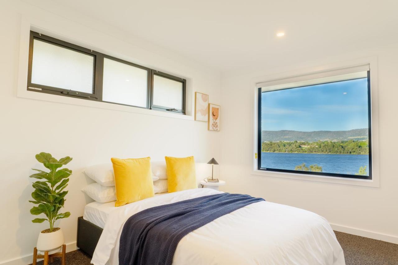 Holiday home Luxury Waterfront Retreat 4br Award-winning Hobart