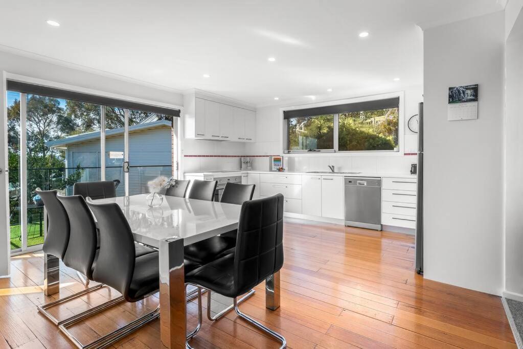 Holiday home Large House Close To The City Tranquil Setting Hobart