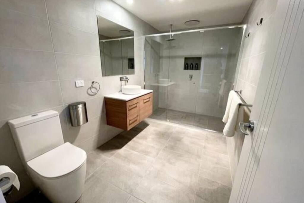 Apartment Stunning Water View In Hobart