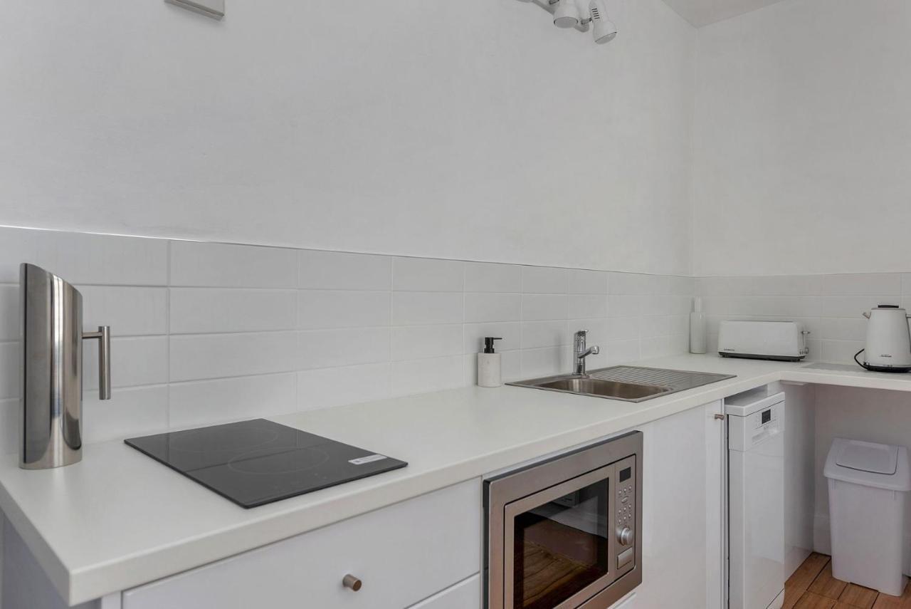 On Letitia Spacious Stylish Sleeps 6 * Hobart