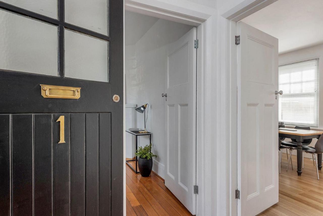 On Letitia Spacious Stylish Sleeps 6 Hobart