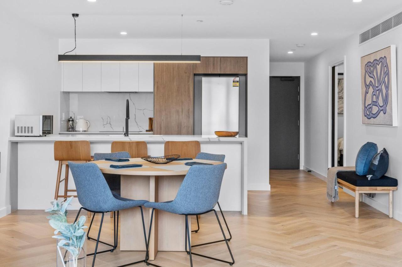 Upscale Urban Designer With Large Terrace In Cbd