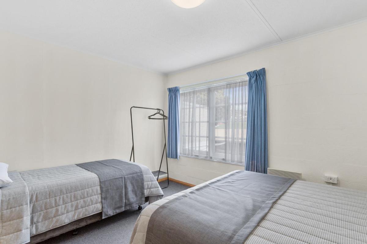 Martin Cash 3* Hobart