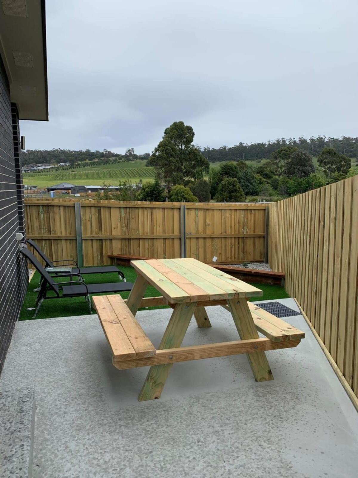 Holiday home Vineyard Views Brand New Sleeps 6 20 Mins To Cbd