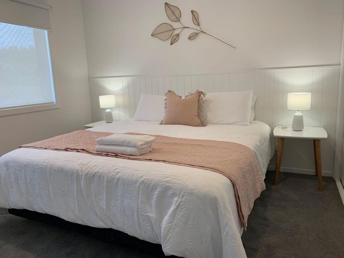 Vineyard Views Brand New Sleeps 6 20 Mins To Cbd * Hobart