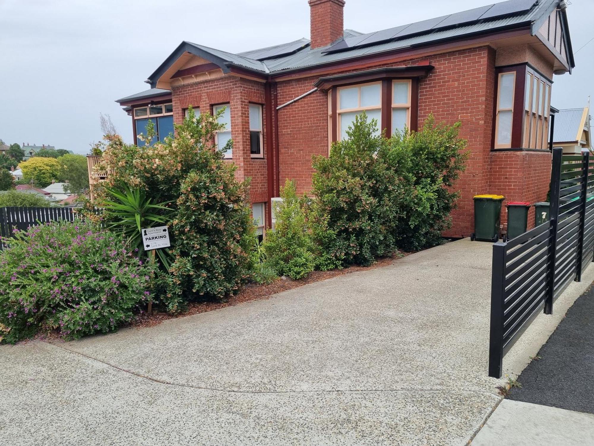 Lords Rest - Private And With Free Parking And Great Wifi Apartment *