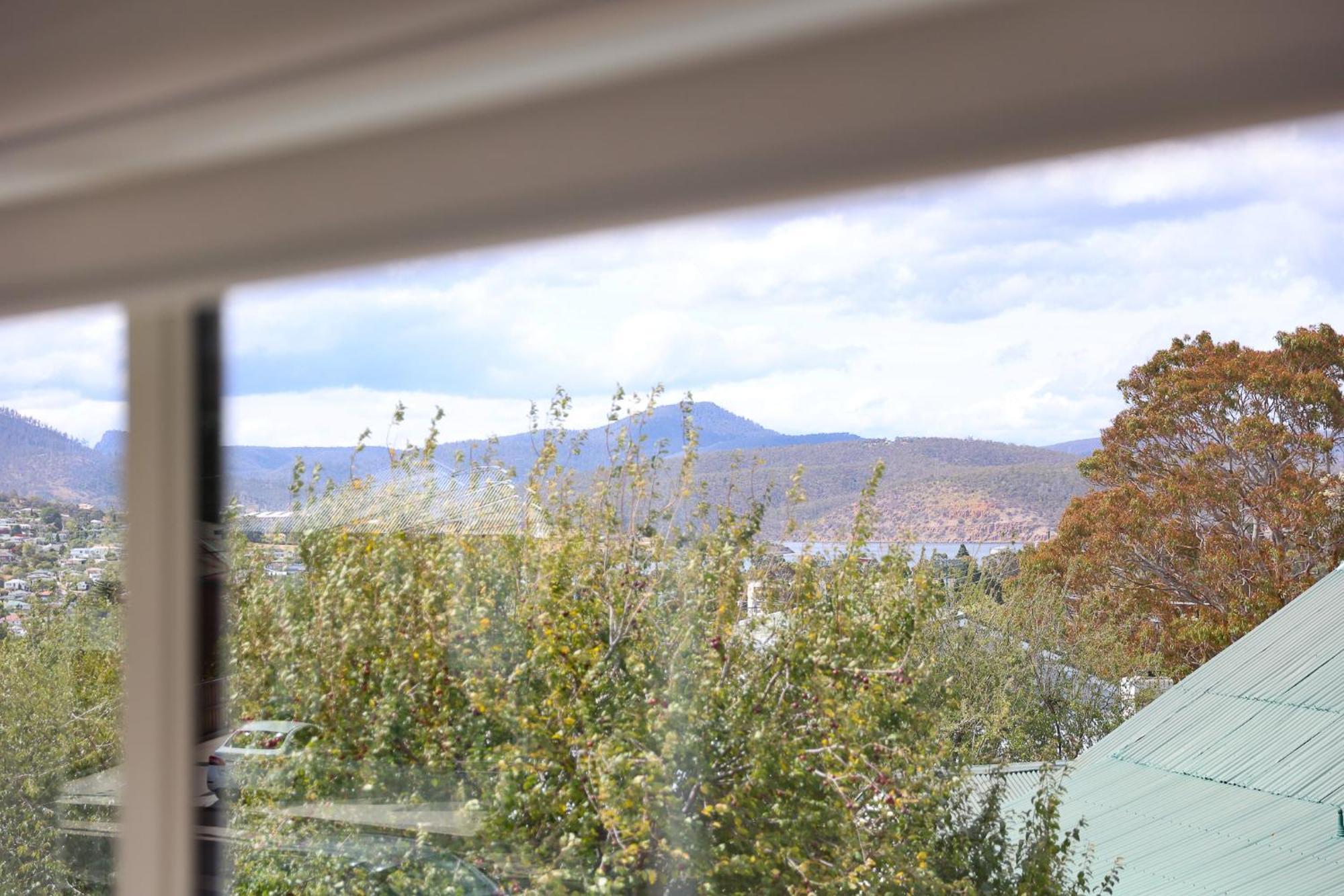Architect With View In