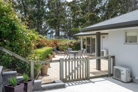 The Rest Retreat Getaway 15 Mins To Cbd 3 Bed