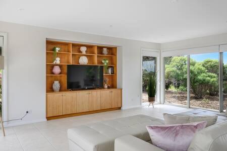 The Rest Retreat Getaway 15 Mins To Cbd 3 Bed Holiday home *