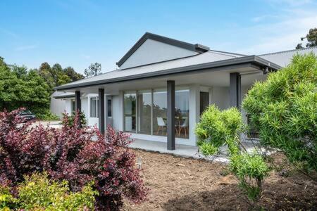 The Rest Retreat Getaway 15 Mins To Cbd 3 Bed Holiday home