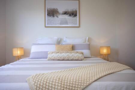 River View House Sleeps 8 10min To Cbd Holiday home Hobart