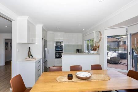 River View House Sleeps 8 10min To Cbd