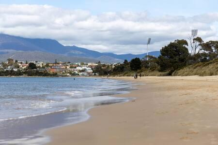 Holiday home River View House Sleeps 8 10min To Cbd
