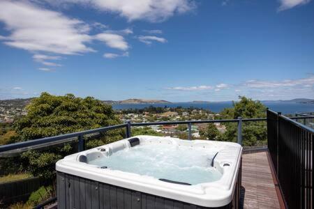 Holiday home River View House Sleeps 8 10min To Cbd