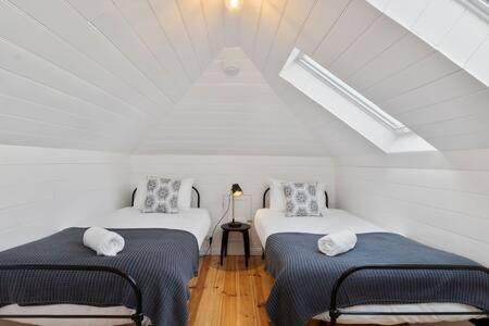Outstanding Quality Renovation Inner Holiday home