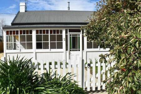 The Baker's In The Heart Of Richmond Sleeps 6 Holiday home *
