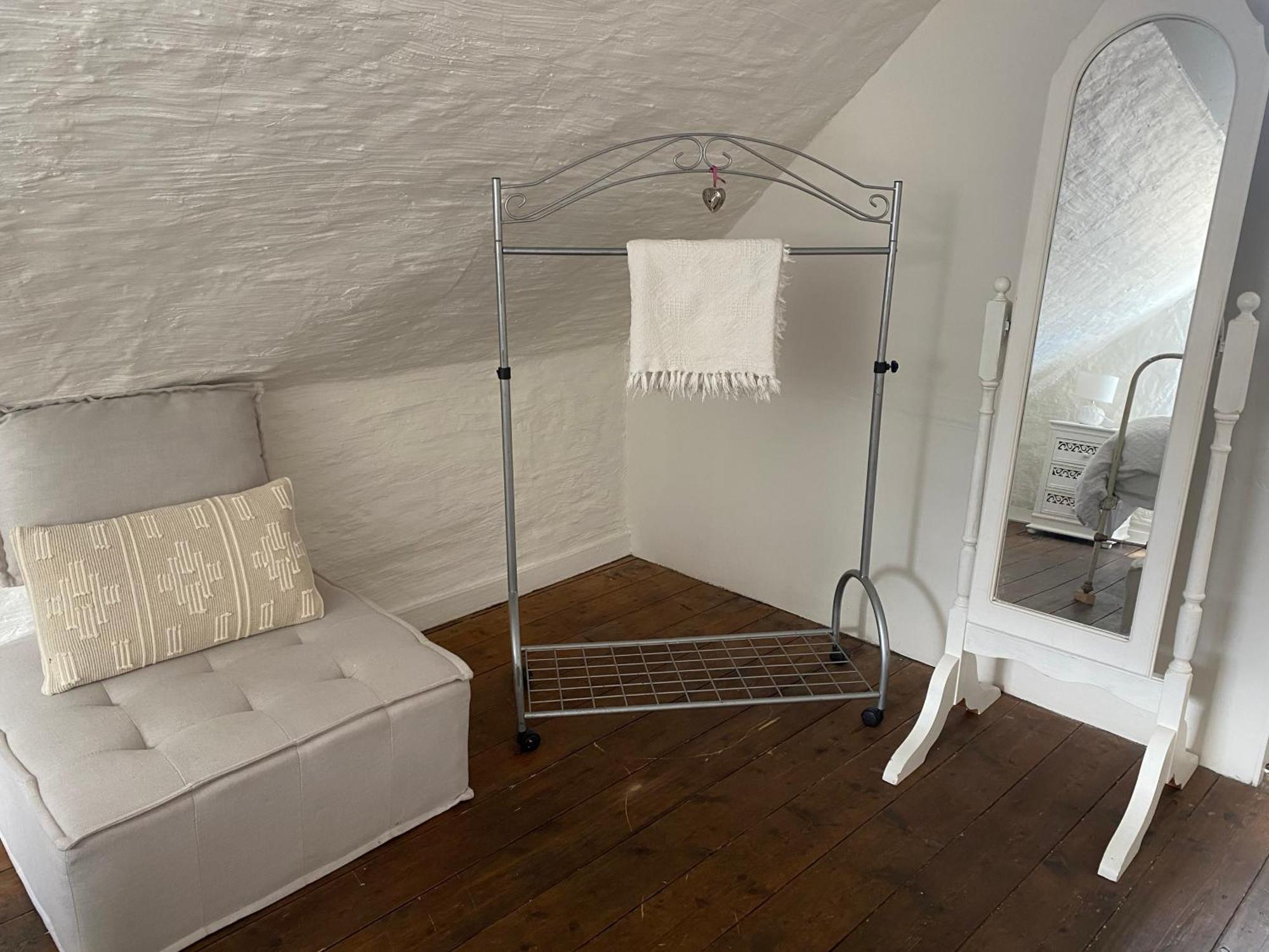 Writer's Cottage, Luxurious Oasis In The Heart Of North Holiday home