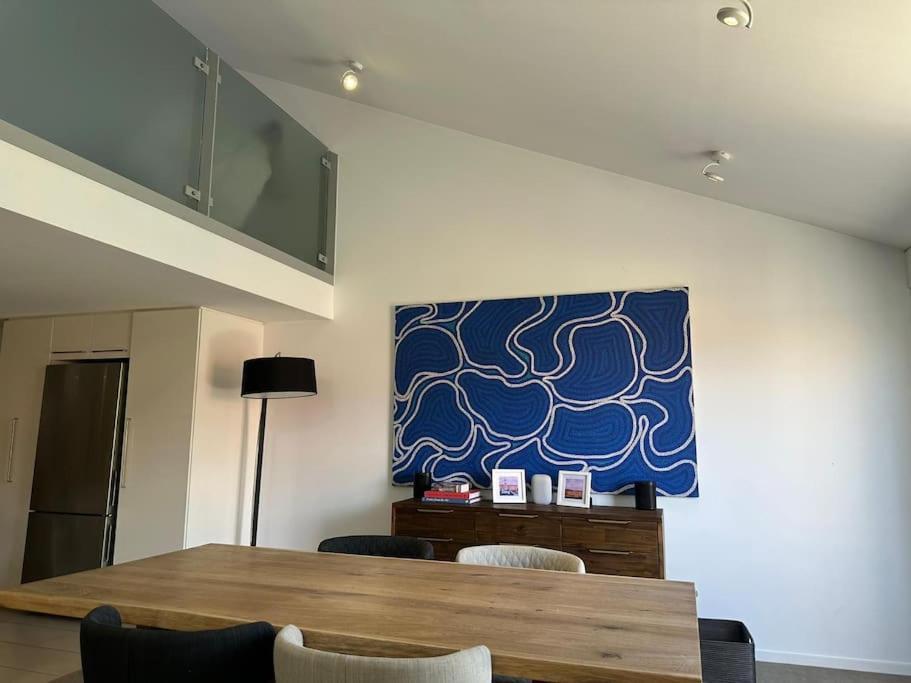 Boxwood Ixl Lux Waterfront *