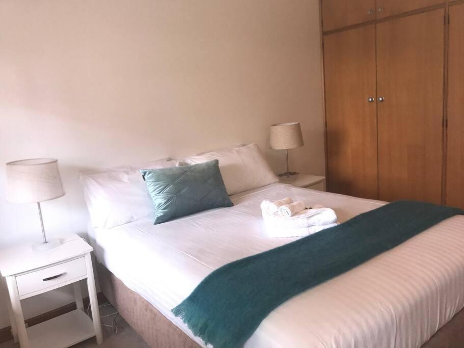 Apartment River View On Secheron - A Cosy Battery Point Haven Hobart