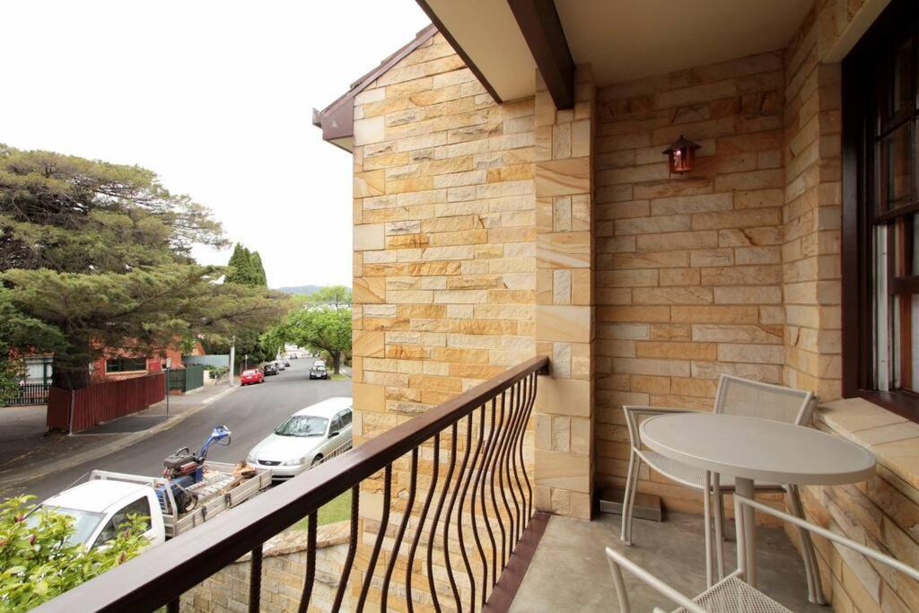 Apartment River View On Secheron - A Cosy Battery Point Haven Hobart