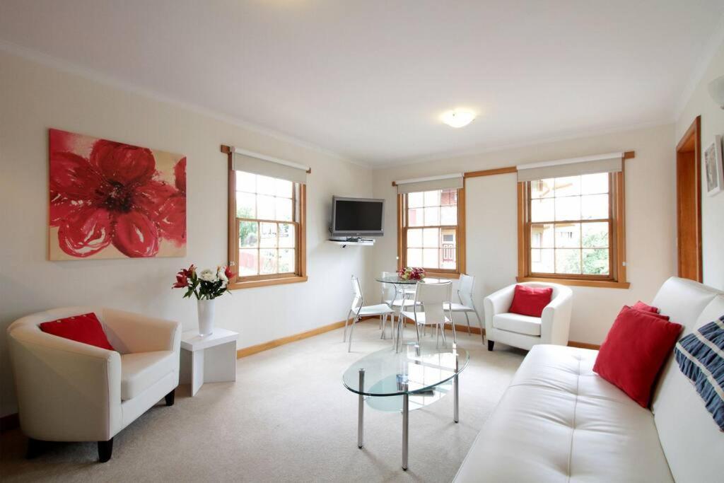 Apartment River View On Secheron - A Cosy Battery Point Haven Hobart
