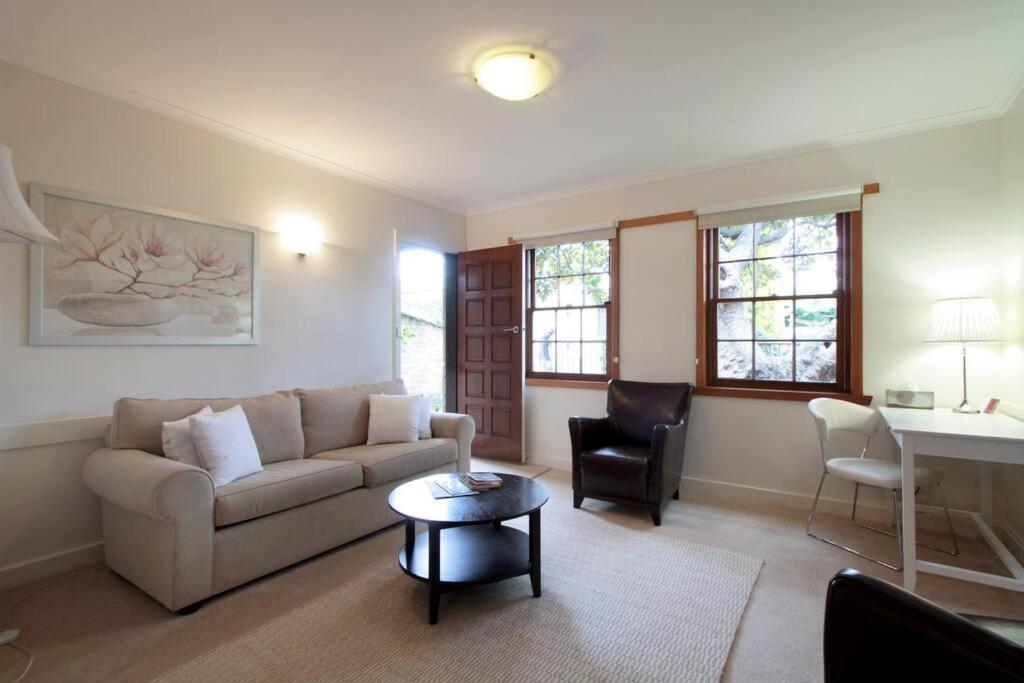 Magnolia On Colville - Historic Riverside Elegance
