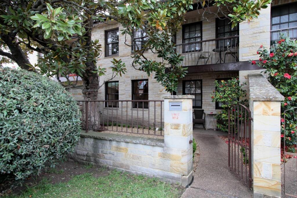 Magnolia On Colville - Historic Riverside Elegance Apartment