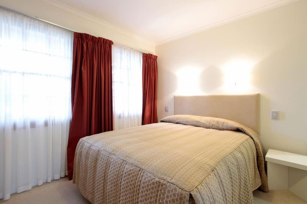 Magnolia On Colville - Historic Riverside Elegance *