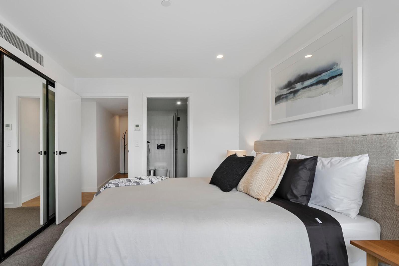 'city Luxe Oasis' Huge Terrace With Panoramic Views *