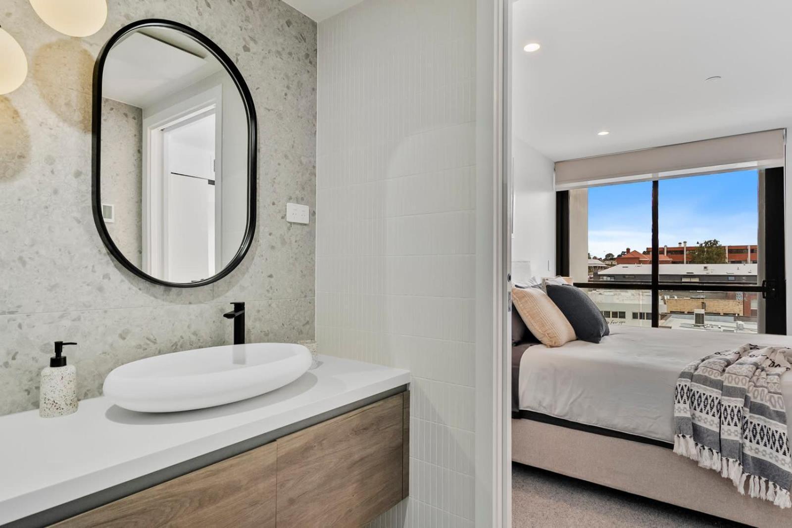 'city Luxe Oasis' Huge Terrace With Panoramic Views Apartment