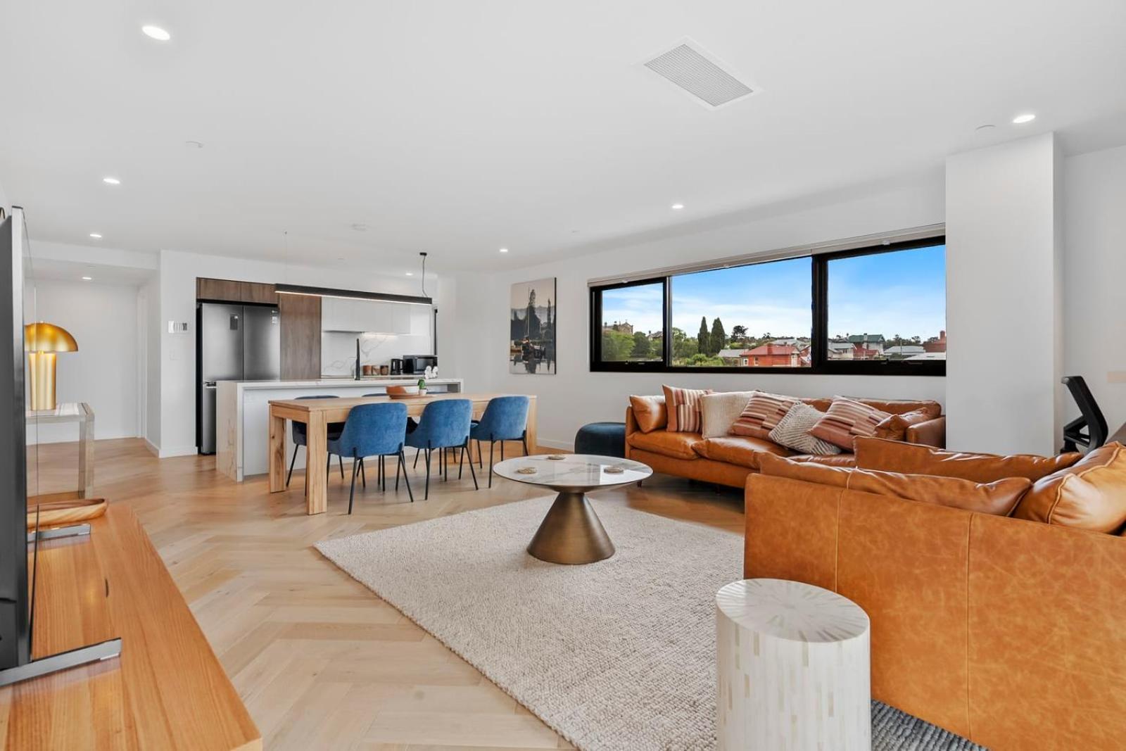 'city Luxe Oasis' Huge Terrace With Panoramic Views Apartment