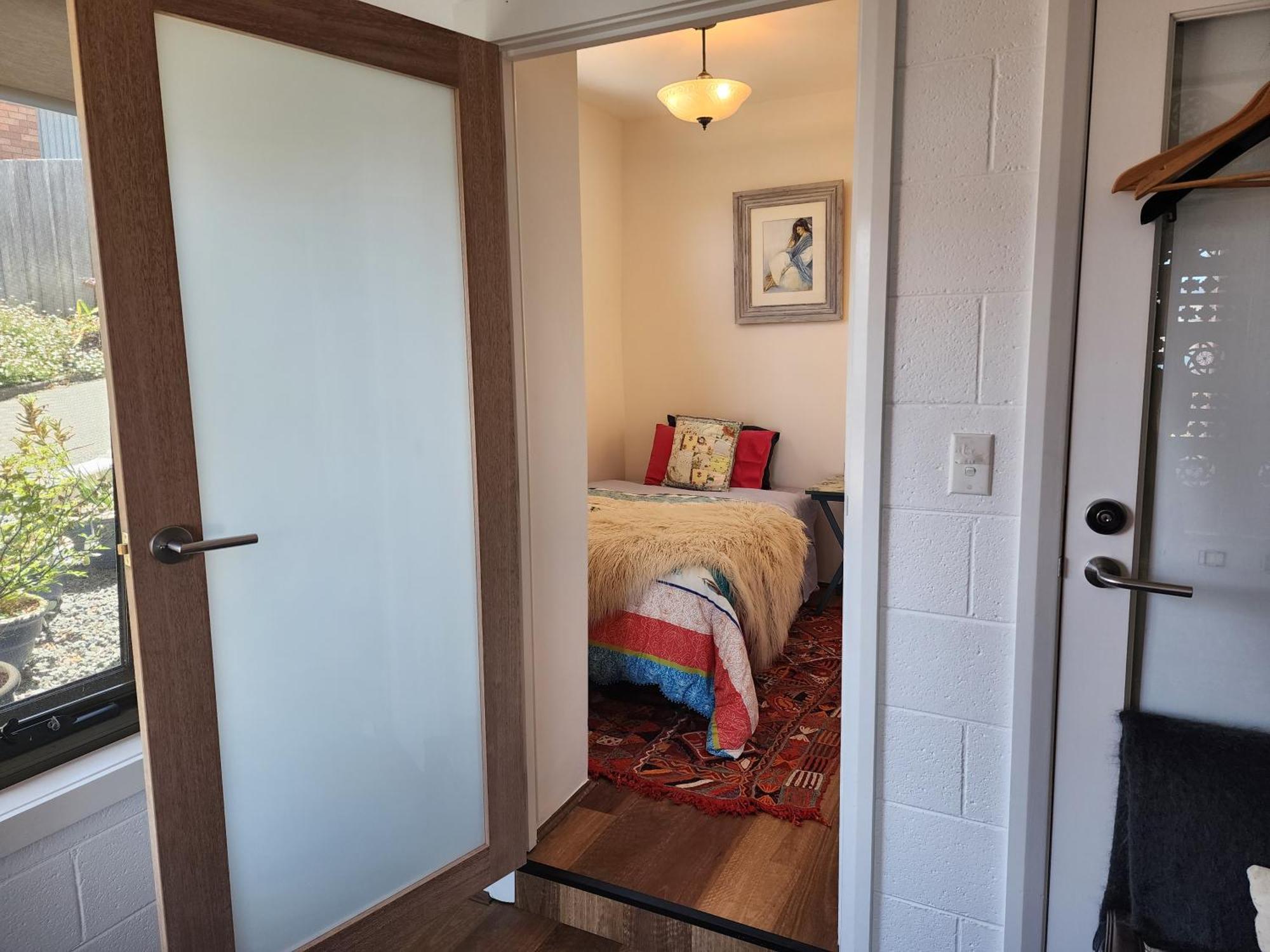 Apartment Waterfront Abode - 2 Bedrooms Hobart